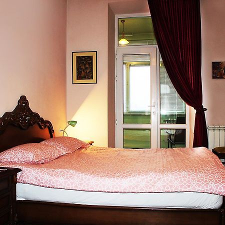 Vivid 2 Bedroom Apt. Yerevan Exterior photo